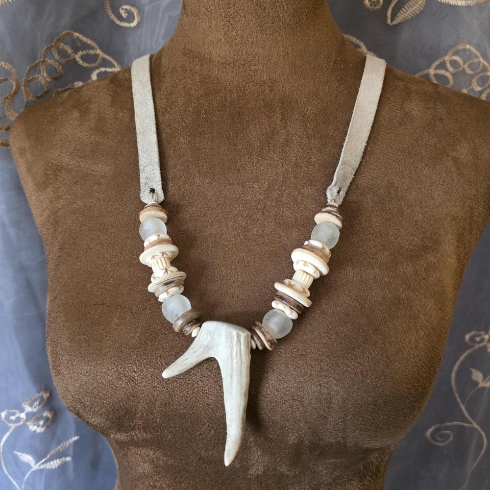 Twine & Twig antler tip pendant necklace